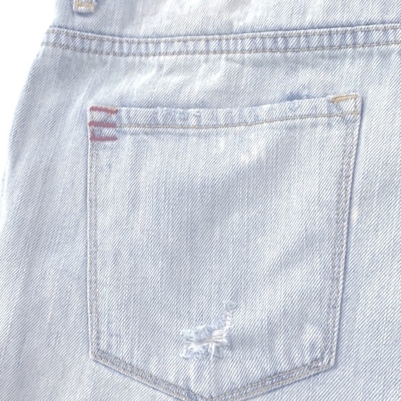 BDG Super High Rise Cheeky Urban Outfitters Light Wash Denim Shorts Size 29 - Picture 7 of 11